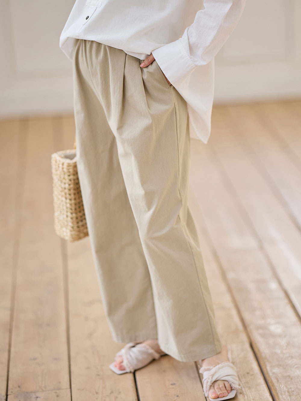 マタニティ パンツ|綿100%ギャザーワイドストレートパンツ マタニティ・産後【出産後も長く使える】|グレージュ