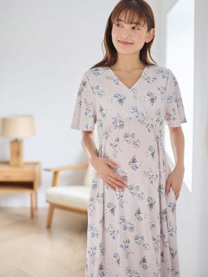 マタニティ パジャマ・ルームウェア|【親子コーデセット】花柄スムースカシュクールパッド付半袖ネグリジェ＆2wayオール　出産準備　ギフト　マタニティ・産後|ペールピンク×プリント