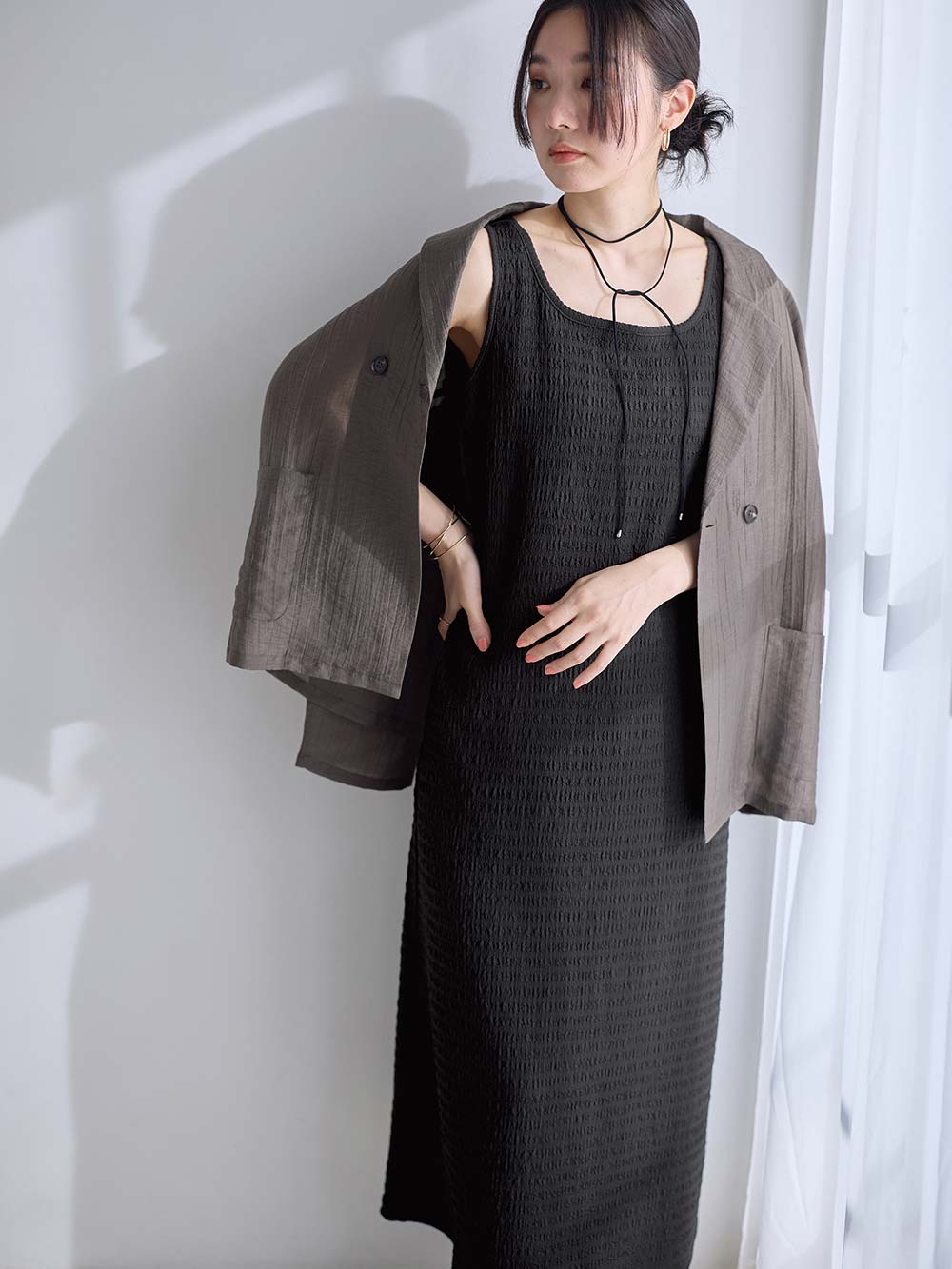 マタニティ ワンピース|シアージャケット×ノースリワンピースセット　マタニティ・産後【産後も長く着れる】Rosemadame（ローズマダム）|チャコール