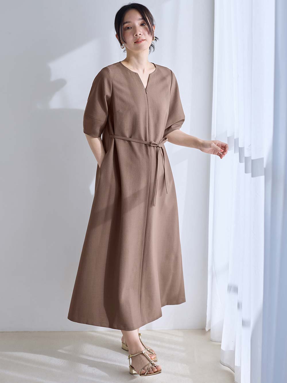 マタニティ ワンピース|ランタンスリーブウエストリボン付きワンピース　マタニティ・産後【産後も長く着れる】Rosemadame（ローズマダム）|モカ