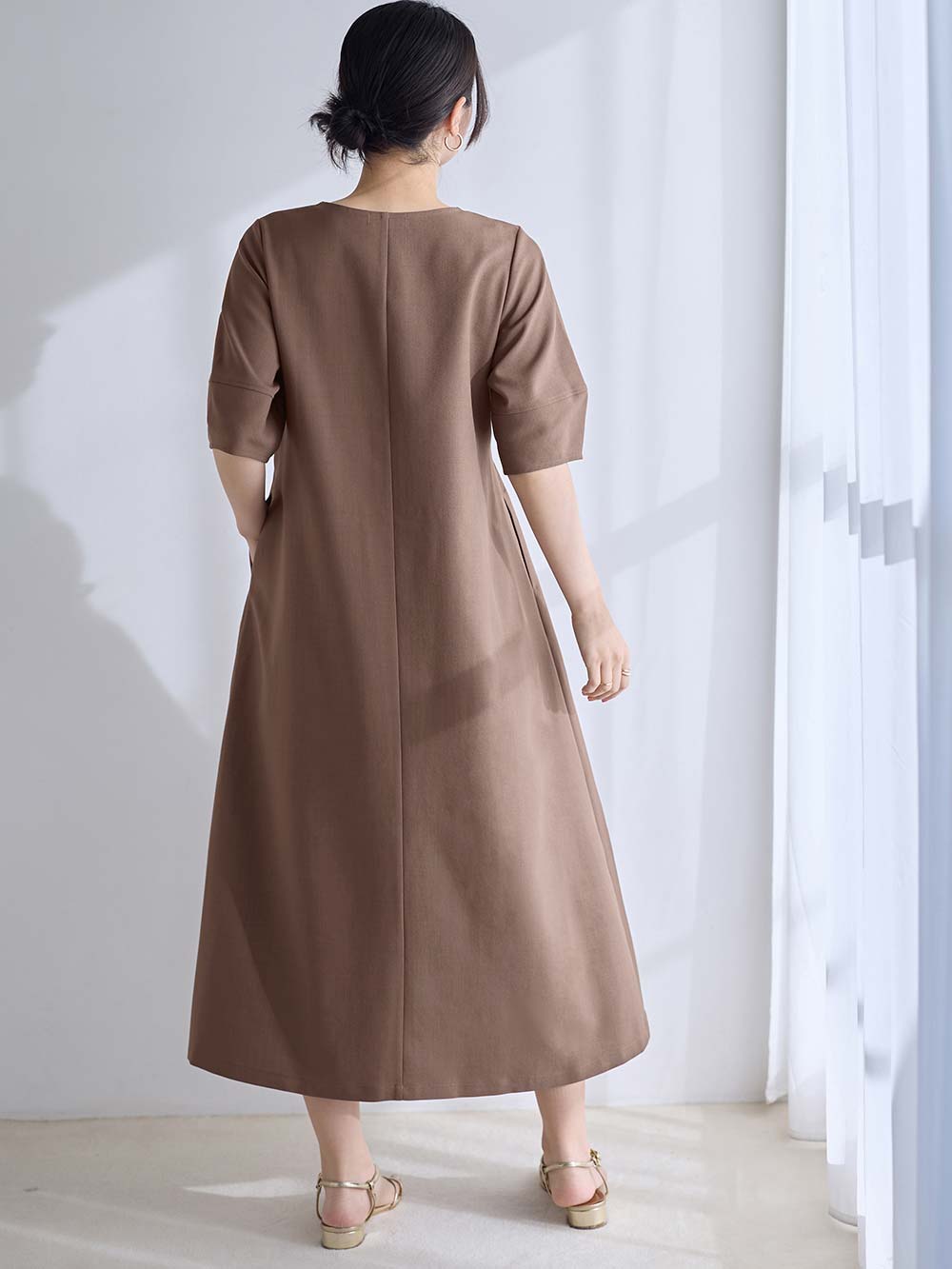 マタニティ ワンピース|ランタンスリーブウエストリボン付きワンピース　マタニティ・産後【産後も長く着れる】Rosemadame（ローズマダム）|モカ