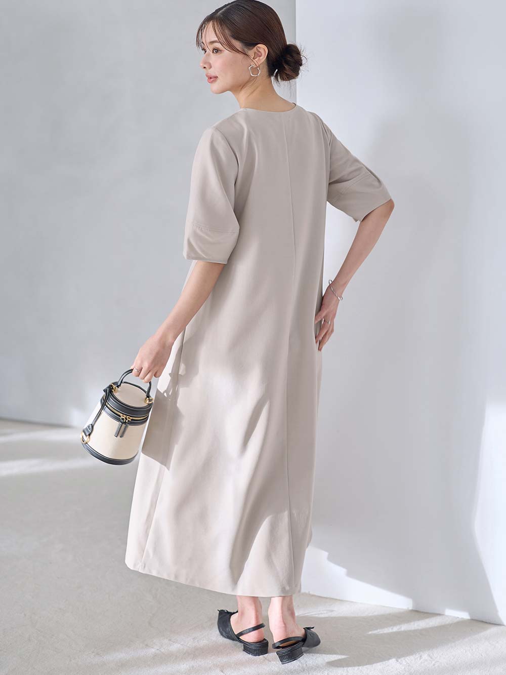 マタニティ ワンピース|ランタンスリーブウエストリボン付きワンピース　マタニティ・産後【産後も長く着れる】Rosemadame（ローズマダム）|オフベージュ