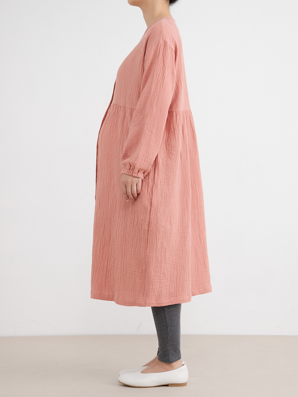 マタニティ パジャマ・ルームウェア|ポコポコガーゼ丸首パジャマ　マタニティ・授乳パジャマ【産後も長く着れる】INUJIRUSHI（イヌジルシ）