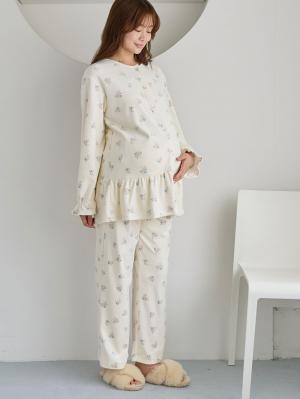 マタニティ・授乳パジャマ・ルームウェア|ベロア小花柄パジャマ　マタニティ・産後【産後も長く着れる】Rosemadame(ローズマダム)|アイボリー