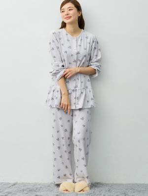 マタニティ・授乳パジャマ・ルームウェア|ベロア小花柄パジャマ　マタニティ・産後【産後も長く着れる】Rosemadame(ローズマダム)|サックス