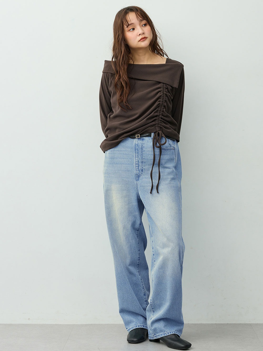 マタニティトップス・授乳服トップス|オフショル風ギャザートップス　マタニティ・産後授乳服【出産後も長く着られる】|ブラウン