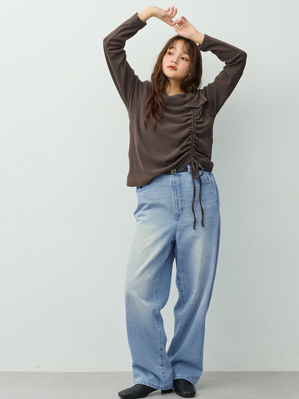 マタニティトップス・授乳服トップス|オフショル風ギャザートップス　マタニティ・産後授乳服【出産後も長く着られる】|ブラウン