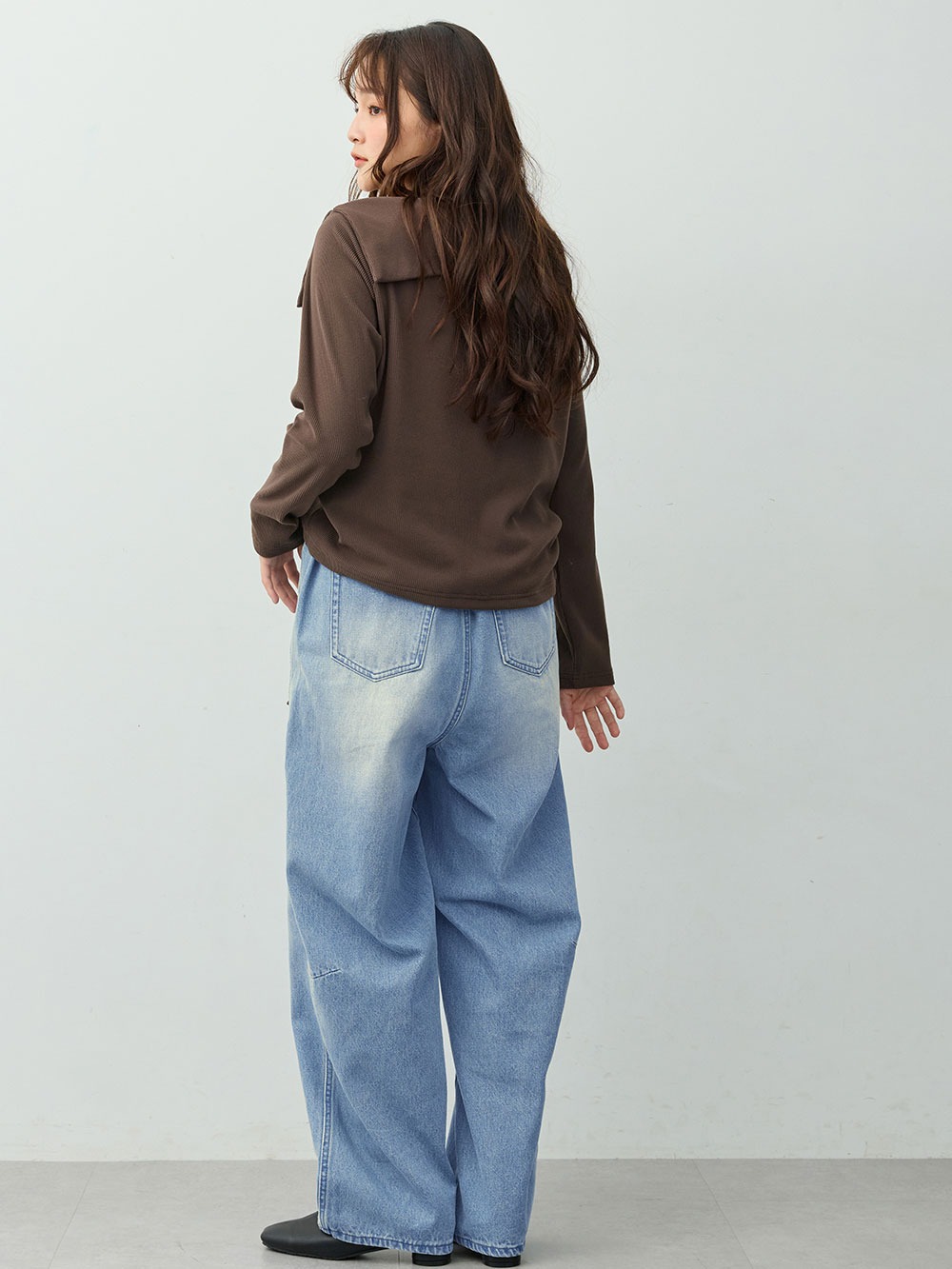 マタニティトップス・授乳服トップス|オフショル風ギャザートップス　マタニティ・産後授乳服【出産後も長く着られる】|ブラウン