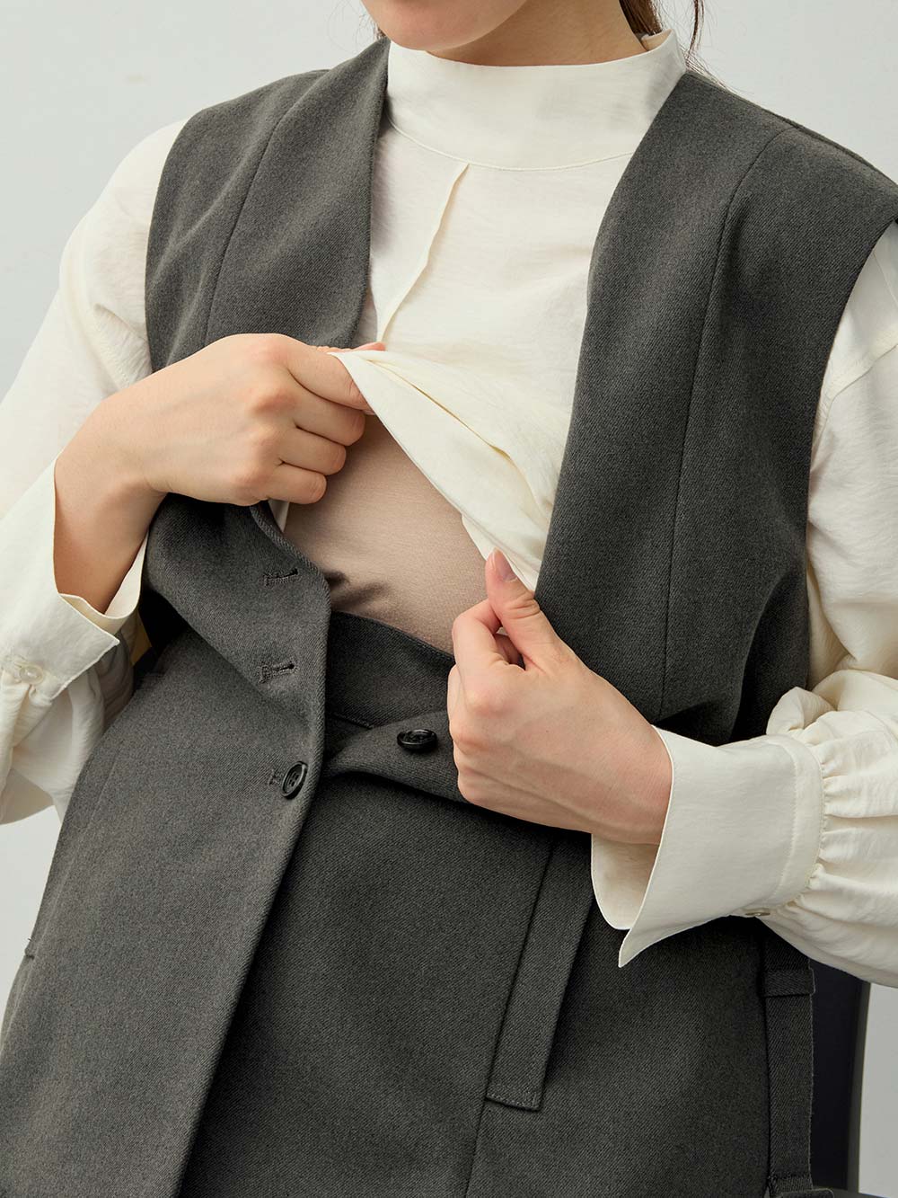 マタニティトップス・授乳服トップス|【セットアップ可】ベルト付きジレ　マタニティ・産後【出産後も長く着られる】