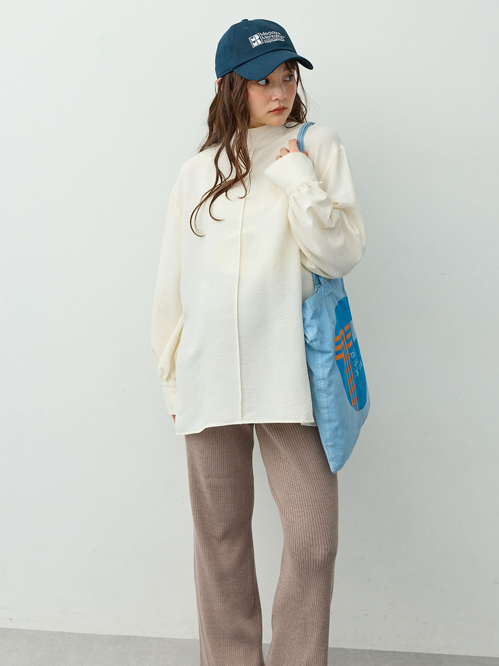 マタニティトップス・授乳服トップス|【4WAY着用可】ボウタイ付きブラウス　マタニティ・授乳服【出産後も長く着られる】|オフホワイト