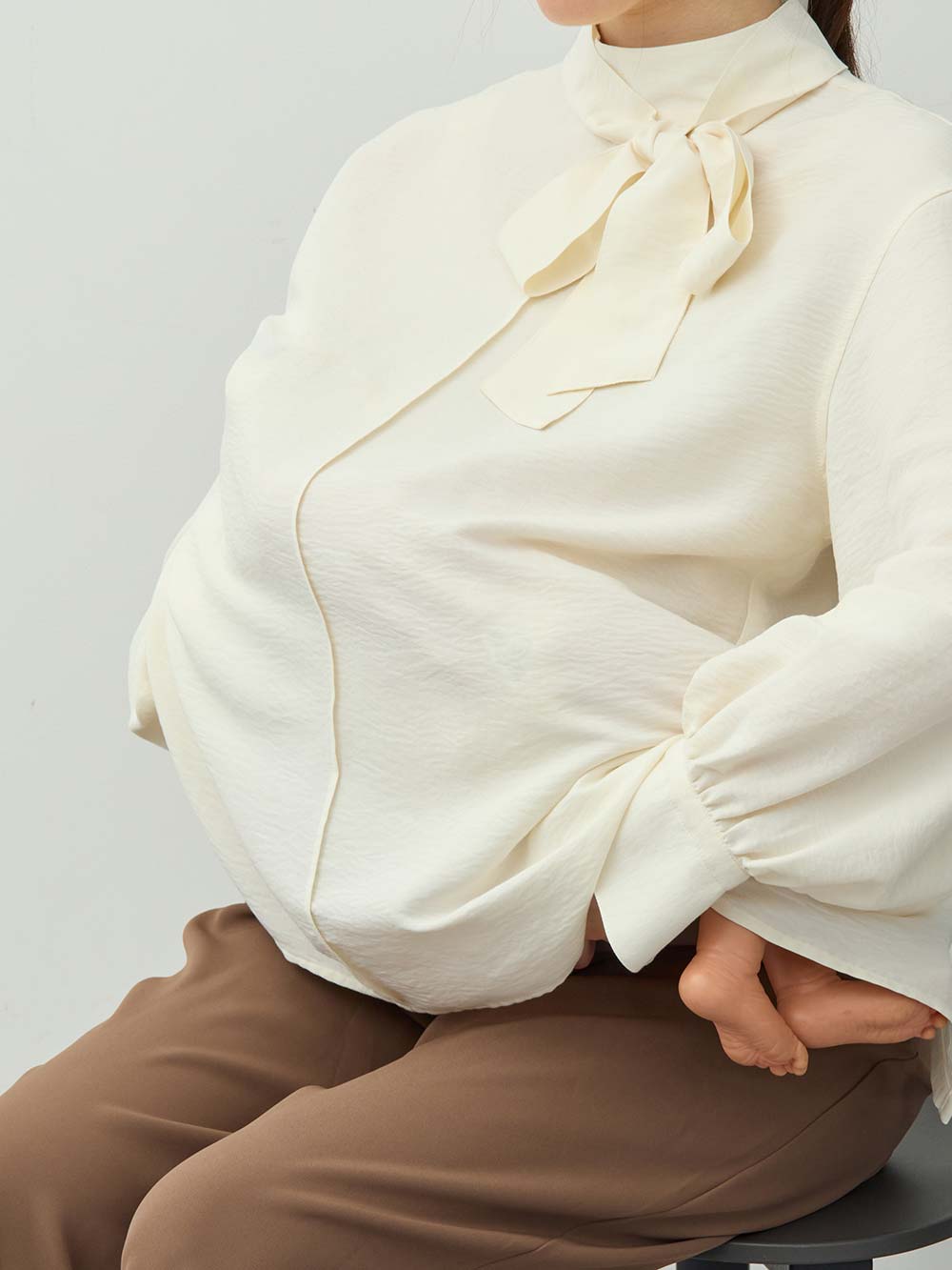 マタニティトップス・授乳服トップス|【4WAY着用可】ボウタイ付きブラウス　マタニティ・授乳服【出産後も長く着られる】