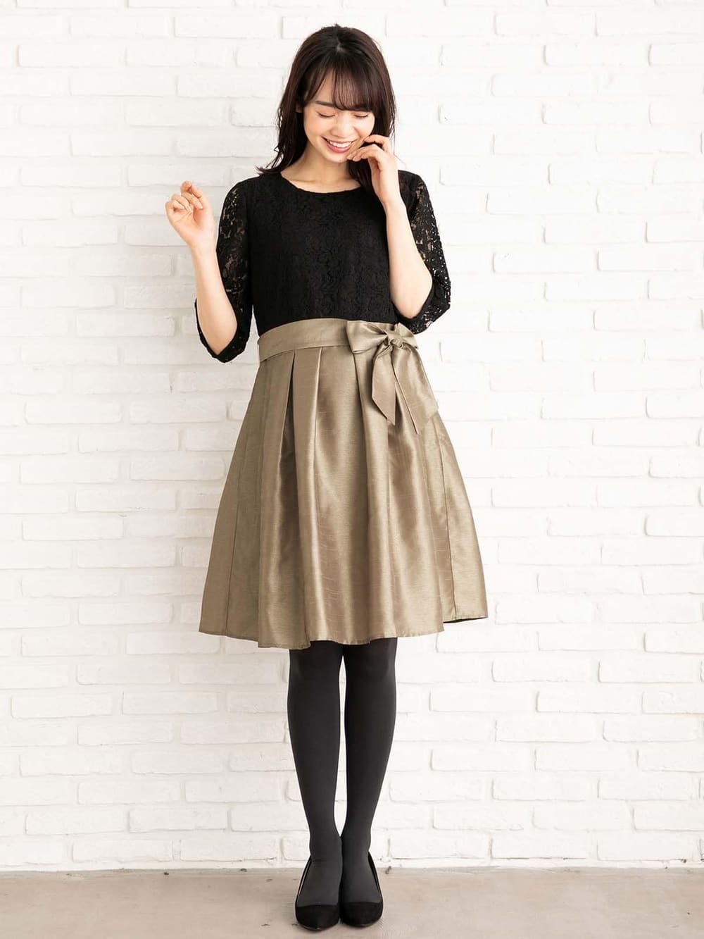 マタニティ ワンピース|レース&シャンタンワンピース マタニティ・授乳服【出産後も長く使える】|ブラック×シャンパンベージュ