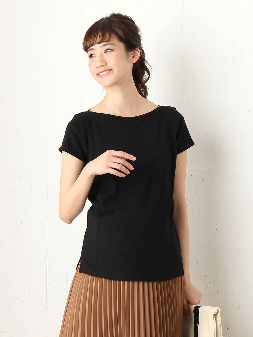 マタニティ トップス|綿混やわらかフライス半袖ボートネックTシャツ マタニティ・授乳服【出産後も長く使える】|ブラック