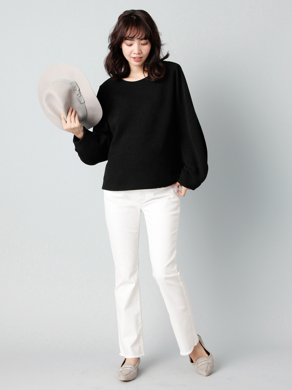 マタニティ パンツ|【産前産後対応】ハイストレッチトラペーズデニムパンツ（2レングス展開）【出産後も長く使える】|ホワイト　７０ｃｍ丈