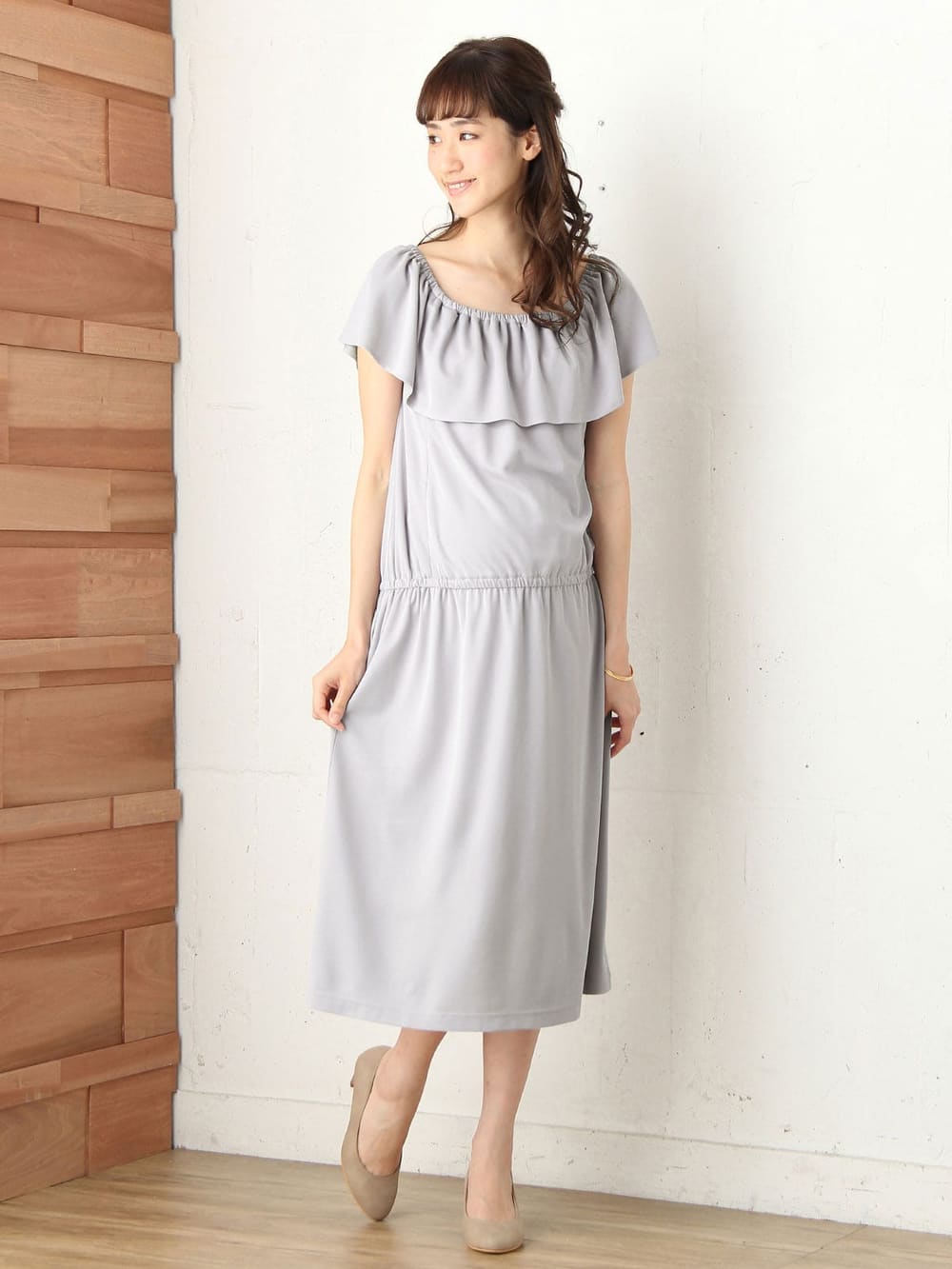 マタニティ ワンピース|パウダーピーチスキン2WAYショルダーフリルワンピース　マタニティ・授乳服