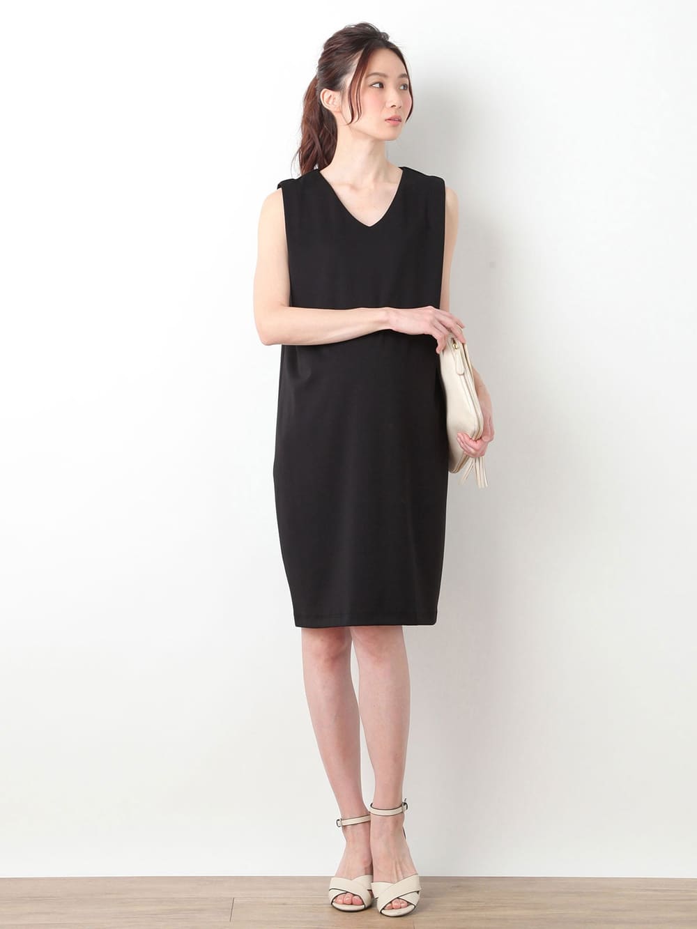 マタニティ フォーマル 出産後も長く使える ポンチタックｖネックワンピース マタニティ 授乳服 マタニティウェア 授乳服通販 エンジェリーベ 公式