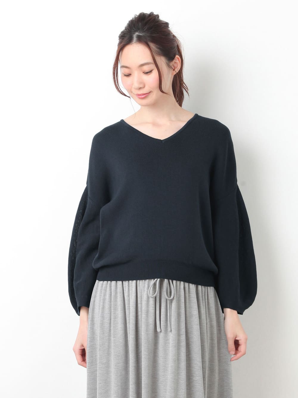 マタニティ トップス|袖バルーンＶネックニット【出産後も長く使える】