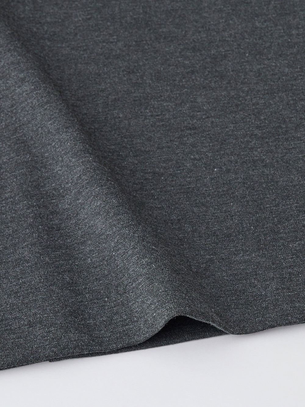 マタニティ ワンピース|ポンチロングジャンパースカート　マタニティ・授乳服【出産後も長く使える】