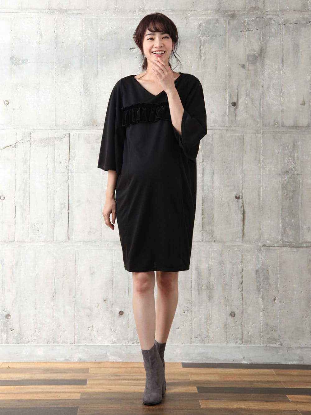 マタニティ ワンピース|ベロアフリルポンチフレアスリーブワンピース　マタニティ・授乳服|ブラック×ブラック