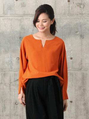 マタニティ トップス|スラッシュネック ワイドスリーブトップス　マタニティ・授乳服【出産後も長く使える】|テラコッタ