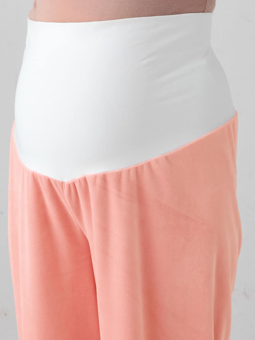 マタニティ パジャマ・ルームウェア|【授乳しやすい】【産後も使えるパンツ】ストレッチベロアロングシャツパジャマ