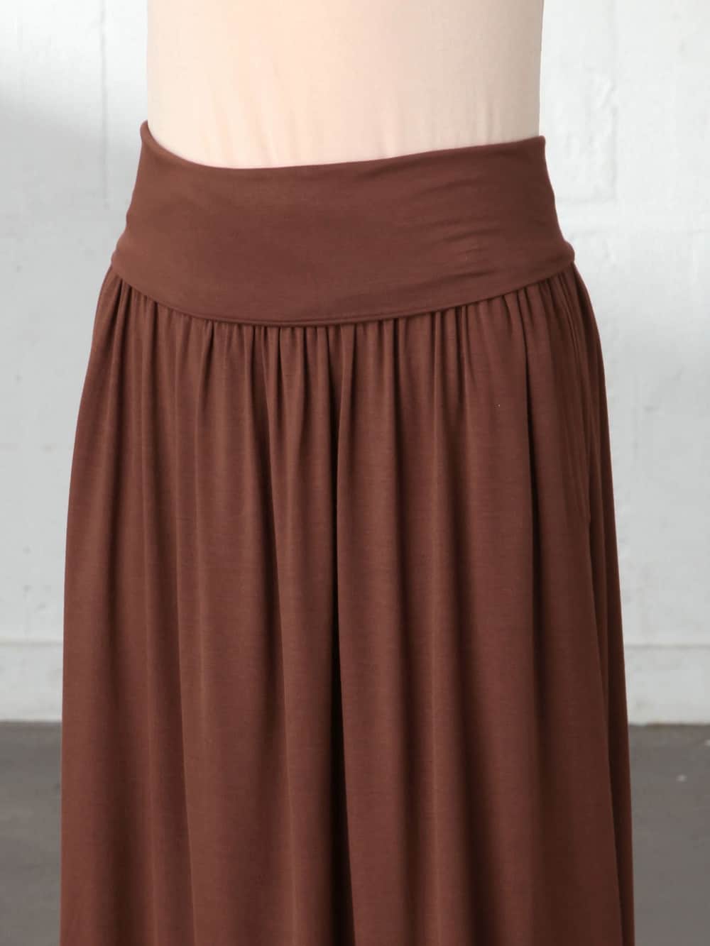 マタニティ スカート|【産前産後対応】極上とろみタッチミモレ丈フレアスカート【出産後も長く使える】