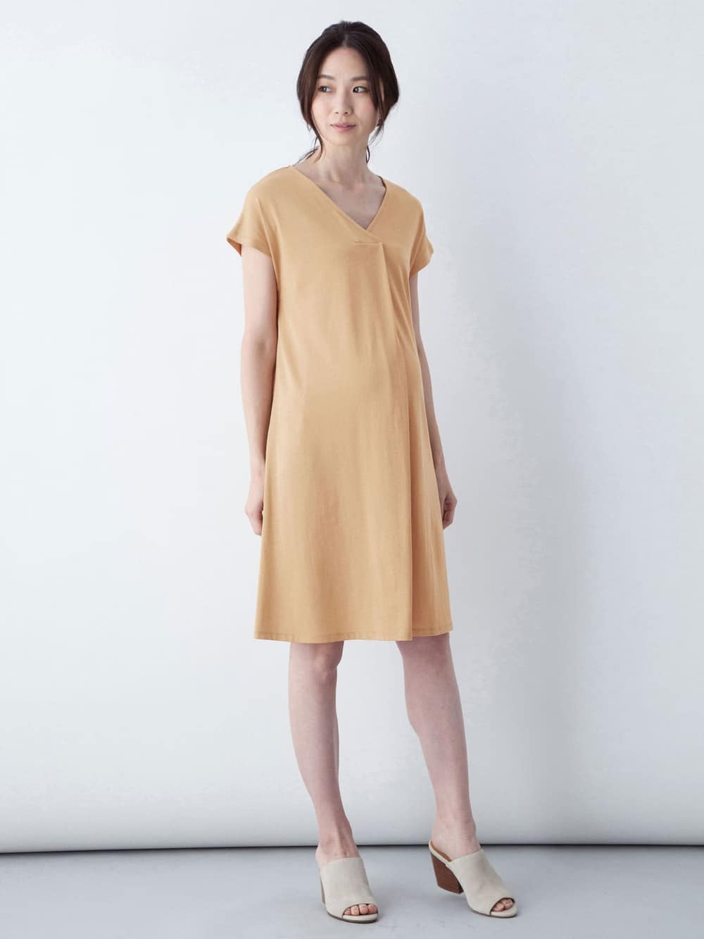 株主優待カテゴリー|フレンチスリーブフロントタックワンピース　マタニティ・授乳服|ベージュ