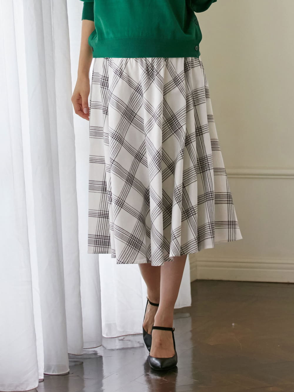 マタニティ スカート|【マタニティ・授乳服】【産前産後対応】リネン混チェックギャザーフレアスカート【出産後も長く使える】|オフ