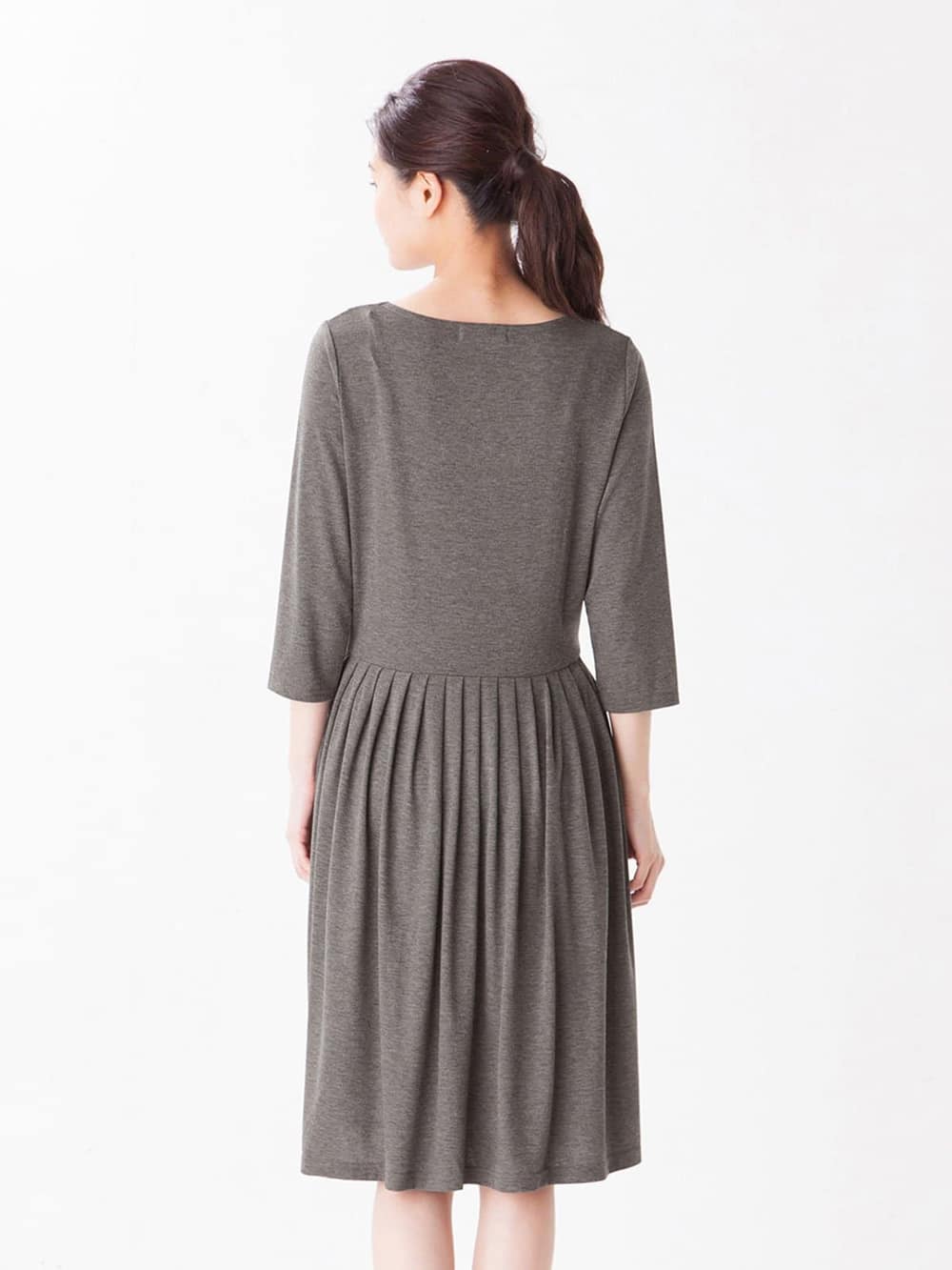 マタニティ ワンピース|タックフレアーワンピース　マタニティ・授乳服【出産後も長く使える】