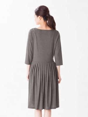 マタニティ ワンピース|タックフレアーワンピース　マタニティ・授乳服【出産後も長く使える】