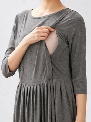 マタニティ ワンピース|タックフレアーワンピース　マタニティ・授乳服【出産後も長く使える】