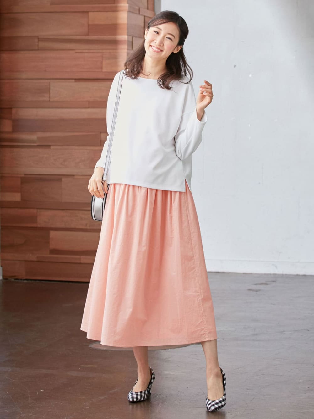 マタニティ ワンピース|【セット】ノースリーブ切替ワンピース＆プルオーバーセットアップ　マタニティ・授乳服【出産後も長く使える】|オフ×ピンク