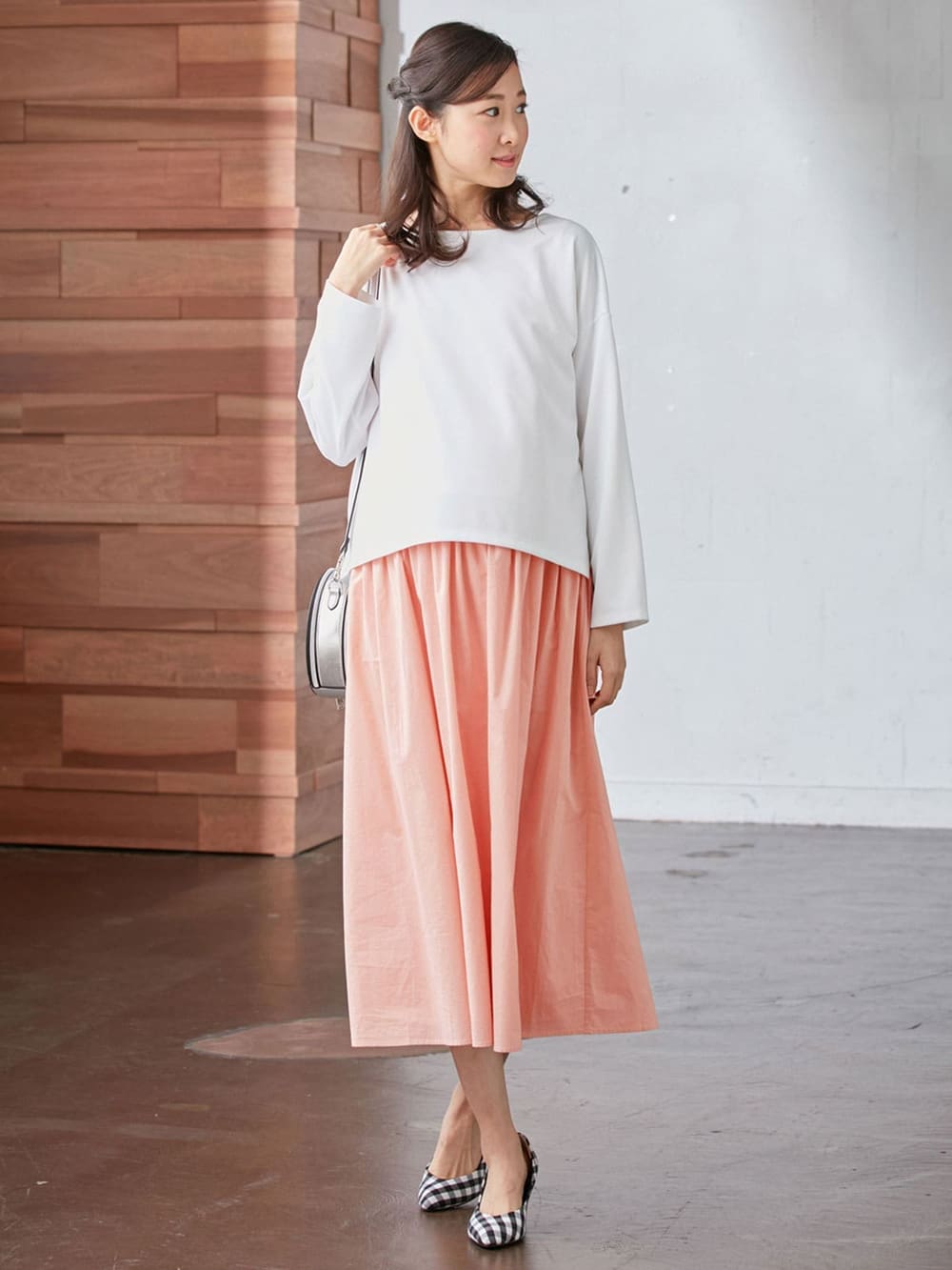 マタニティ ワンピース|【セット】ノースリーブ切替ワンピース＆プルオーバーセットアップ　マタニティ・授乳服【出産後も長く使える】|オフ×ピンク