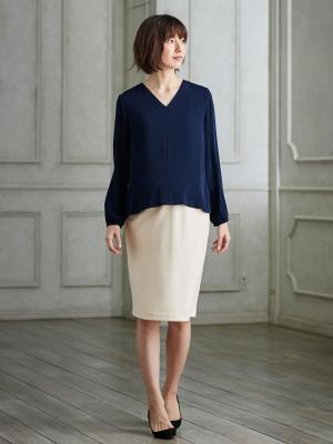 マタニティ ワンピース|【マタニティ・授乳服】【セット】ハイクオリティジョーゼットVネックブラウス＆タイトスカートセットアップ【出産後も長く使える】|ネイビー×オフ