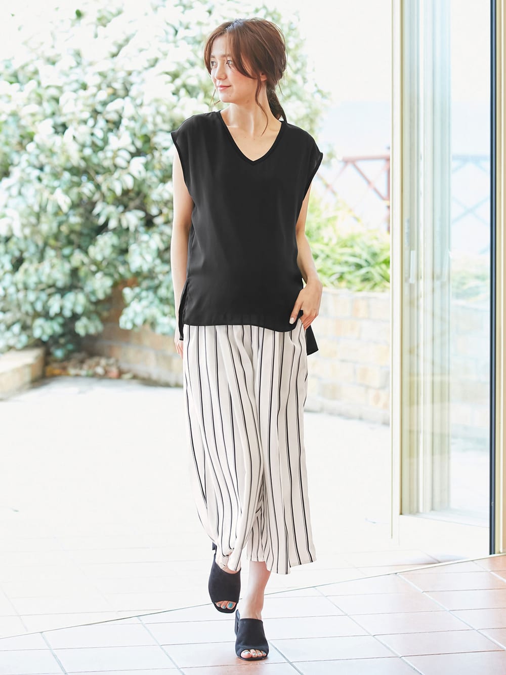 マタニティ パンツ|【マタニティ・授乳服】【産前産後対応】マルチストライプワイドパンツ【出産後も長く使える】|オフ×ブラック