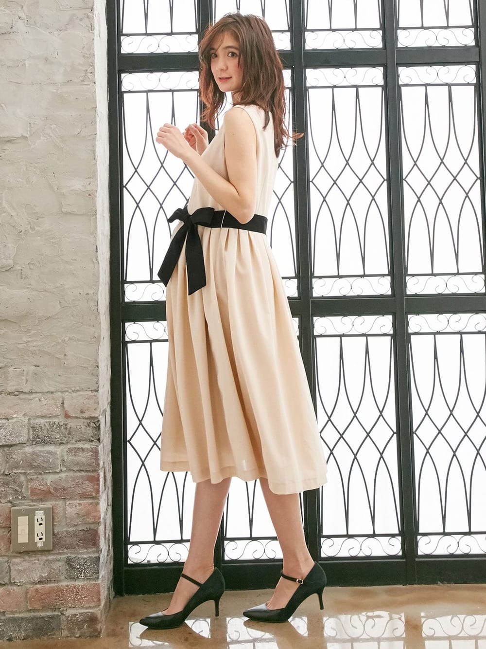 マタニティ ワンピース|リボン付タックスカートワンピース　マタニティ・授乳服【出産後も長く使える】|ペールベージュ