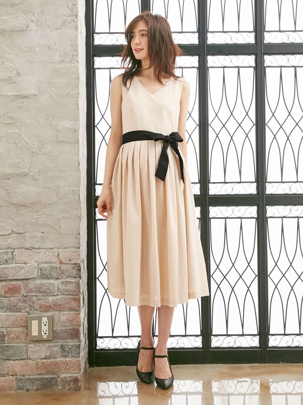 マタニティ ワンピース|リボン付タックスカートワンピース　マタニティ・授乳服【出産後も長く使える】|ペールベージュ