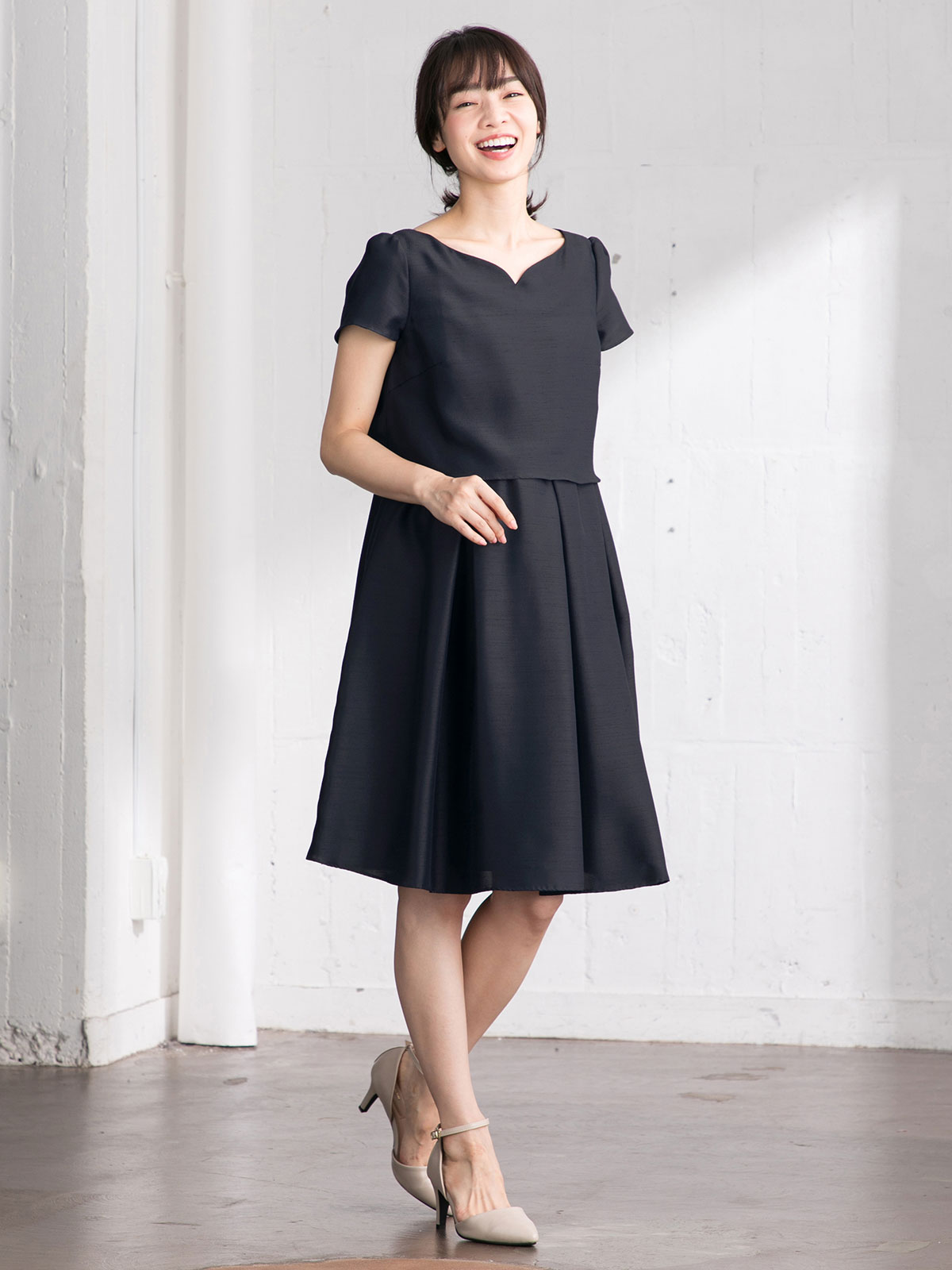 マタニティ ワンピース|【MAX55%OFF ブラックフライデーセール対象】【マタニティ・授乳服】LOVE MIC（ラブミック）シャンタンハートネックフレアワンピース|ネイビー