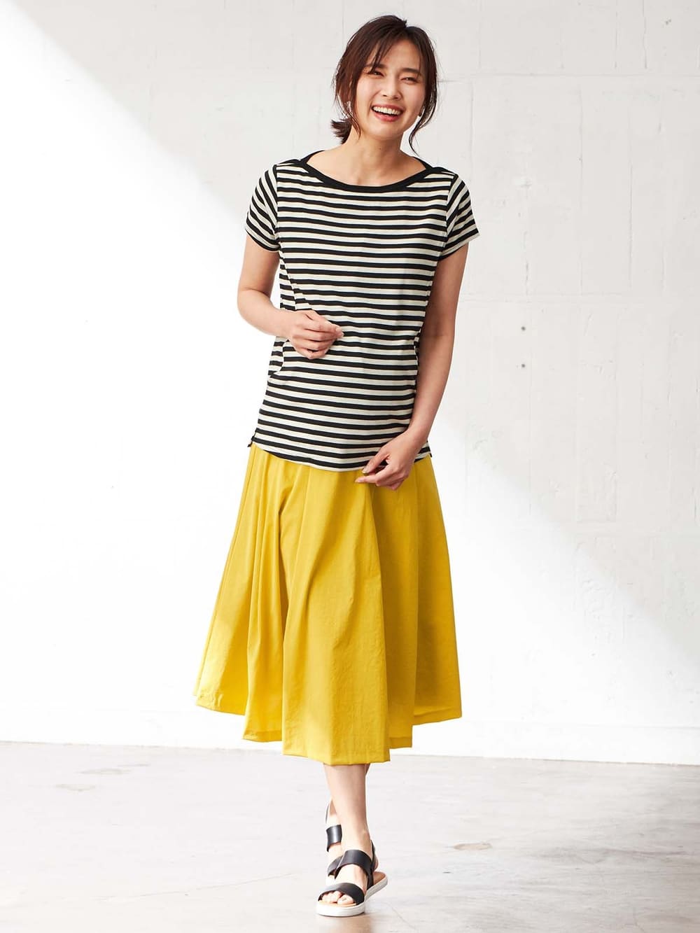 マタニティ スカート|【産前産後対応】ミモレ丈タックフレアスカート【出産後も長く使える】|イエロー