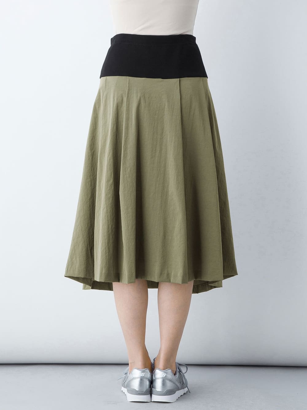 マタニティ スカート|【産前産後対応】ミモレ丈タックフレアスカート【出産後も長く使える】