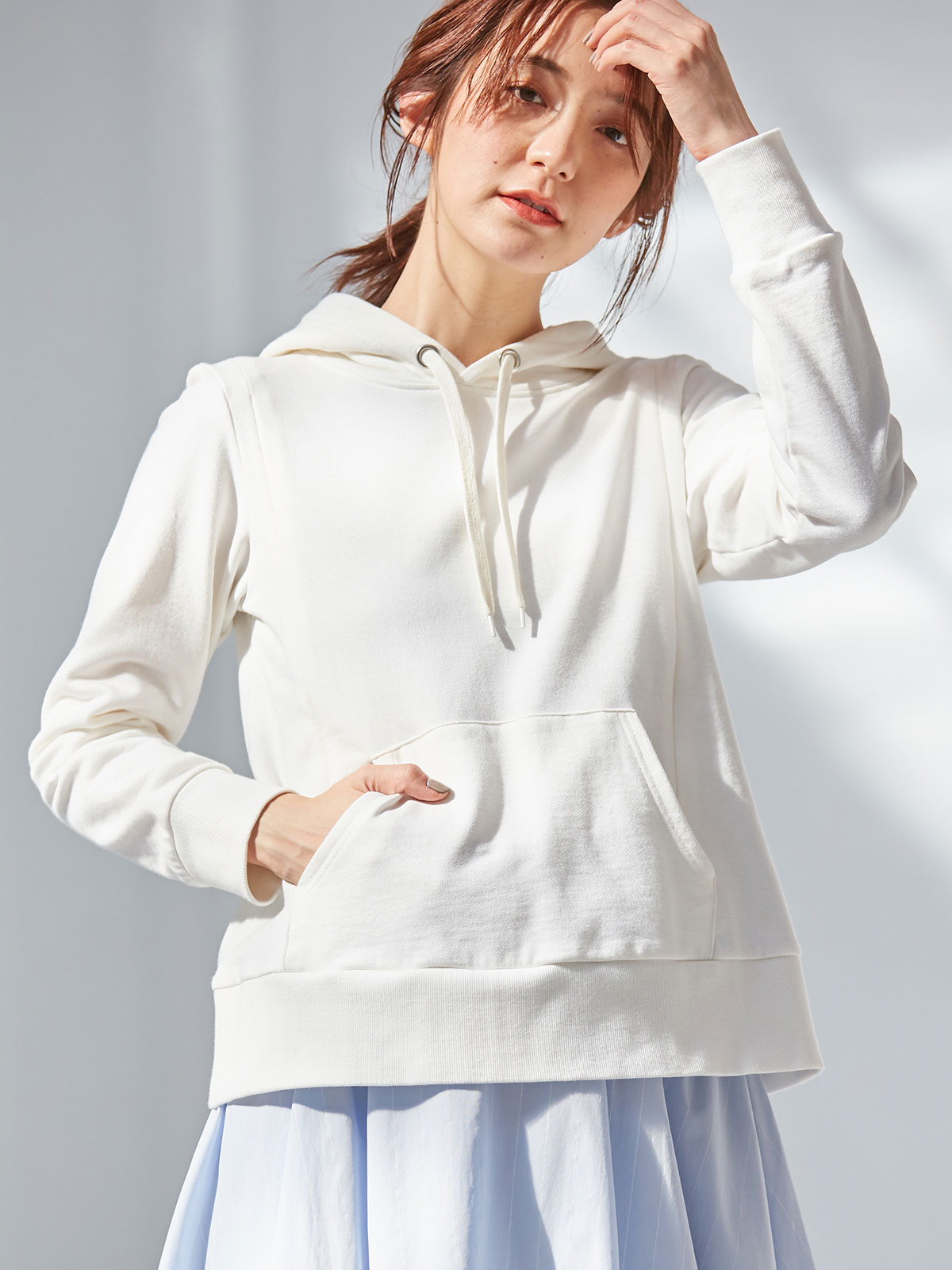 マタニティ トップス | 【出産後も長く使える】裏毛プルパーカー マタニティ・授乳服 ｜マタニティウェア・授乳服通販｜ エンジェリーベ 公式