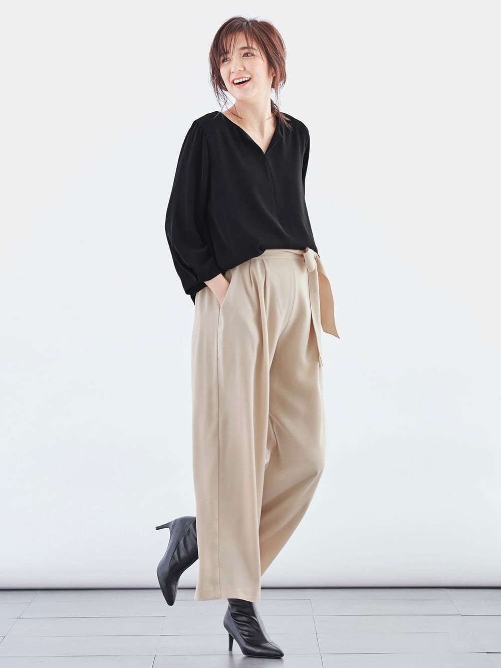 マタニティ パンツ|【産前産後対応】ハイクォリティジョーゼットリボン付ワイドパンツ【出産後も長く使える】|ベージュ