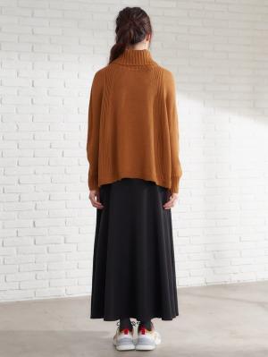 マタニティ トップス|【日本製】授乳ケープにもなる 3Dホールガーメントタートルニットマタニティポンチョ　マタニティ・授乳服【出産後も長く使える】