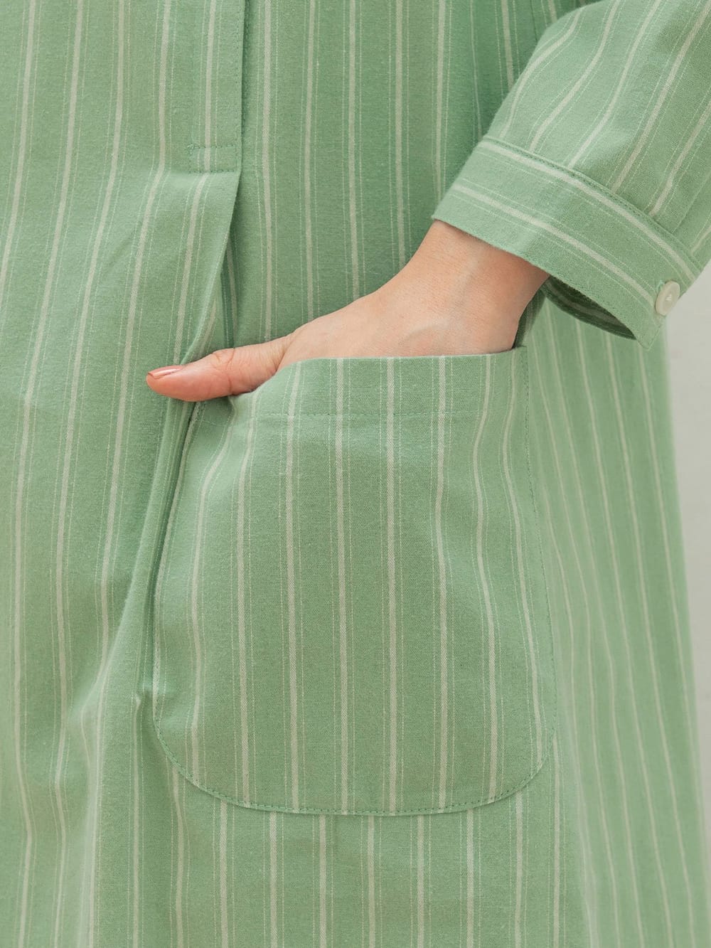 マタニティ パジャマ・ルームウェア|【授乳口付】ストライプ綿起毛ネグリジェ