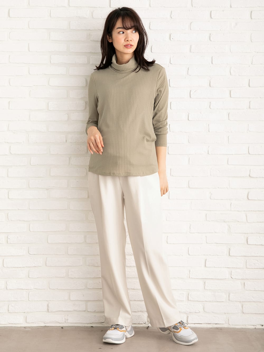 マタニティ トップス | 【出産後も長く使える】【親子コーデ可】リブタートルネックトップス マタニティ・授乳服 ｜マタニティウェア・授乳服通販｜  エンジェリーベ 公式