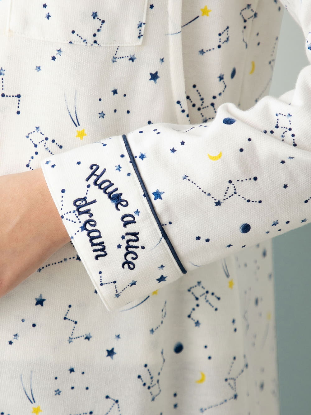 マタニティ パジャマ ルームウェア Mutti Ei 授乳口付 ミニ裏毛星座柄 スムースパジャマ マタニティウェア 授乳服通販 エンジェリーベ 公式