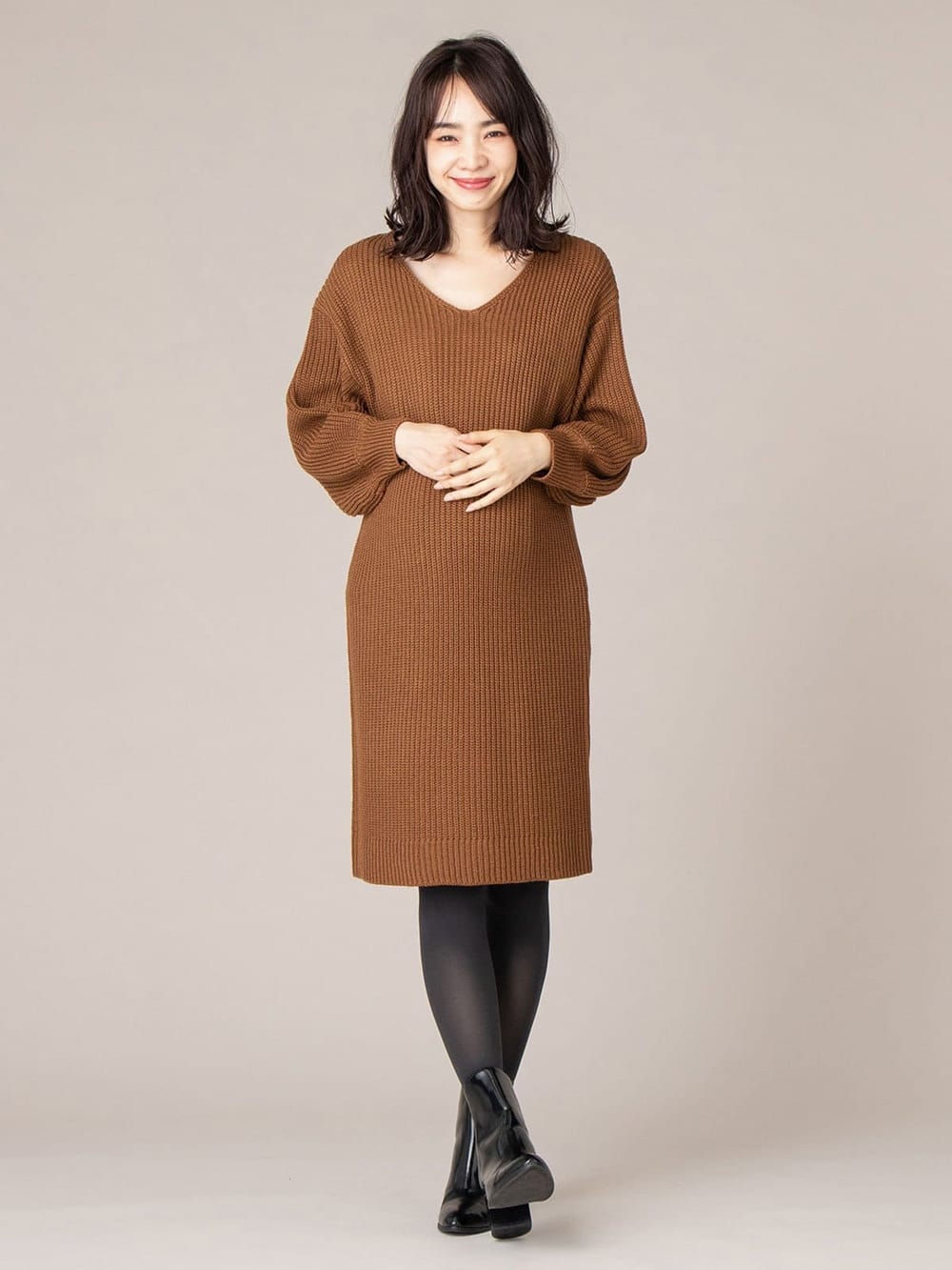 マタニティ ワンピース|【あったか～い。冬支度セール対象】ボリュームスリーブ片畦編みＶネックニットワンピース|キャメル