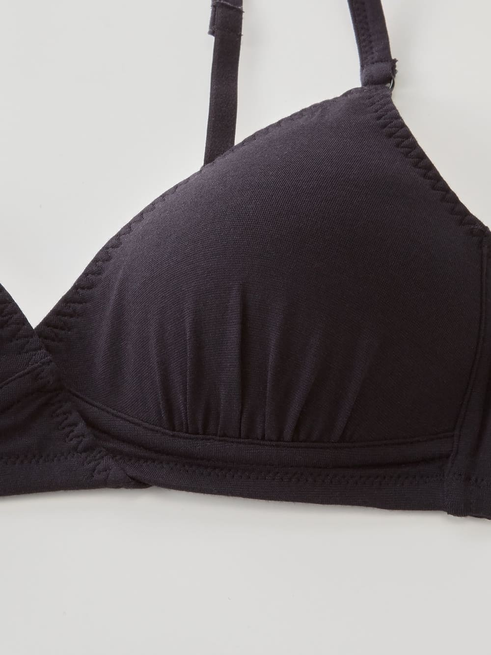 授乳ブラ・マタニティブラ（マタニティインナー・産後用品）|犬印本舗 快適らくちんモールド授乳ブラジャー ｜ マタニティ・授乳ブラ