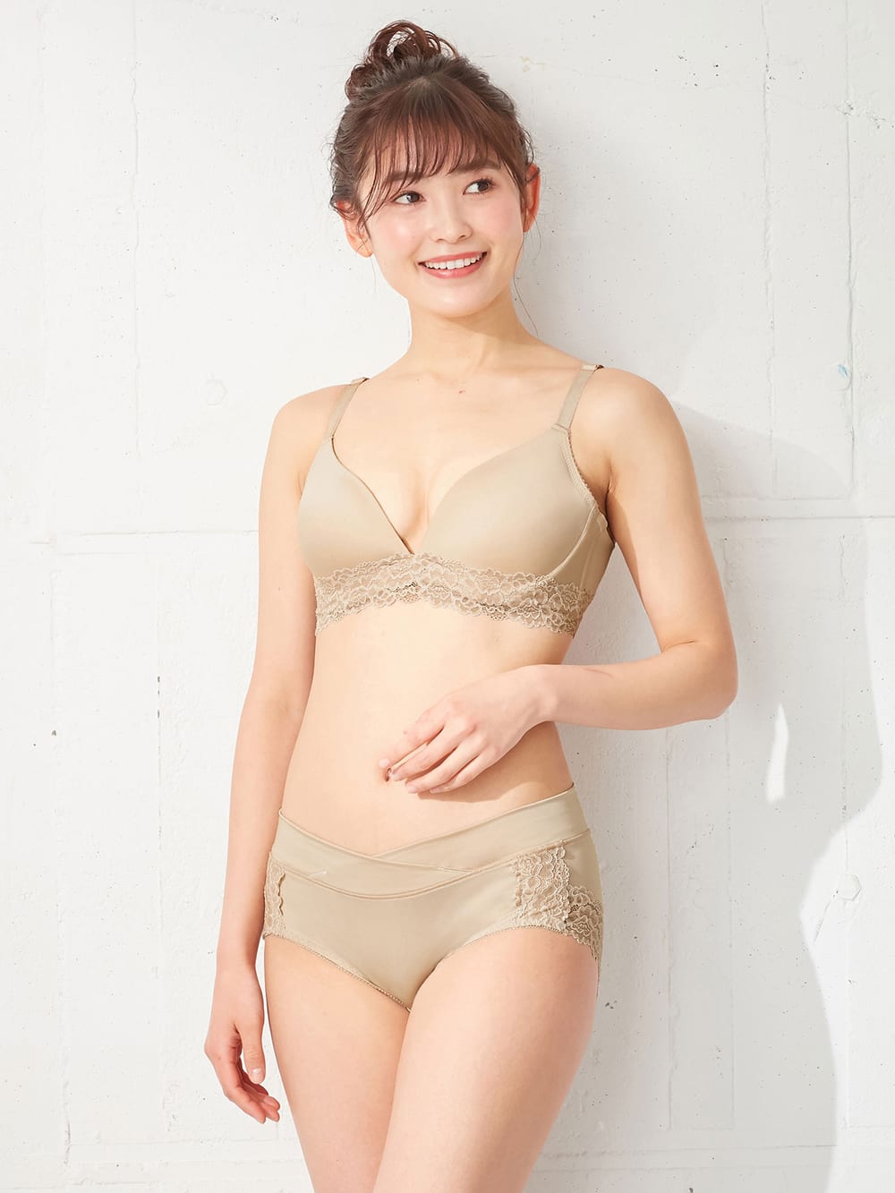 マタニティ ショーツ|産前産後長く使えるローライズマタニティショーツ【バックレースタイプ】【出産後も長く使える】|ベージュ