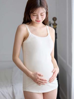 マタニティ 授乳 キャミソール|助産院監修　ママとつくったふんわり授乳ブラキャミ 【垂れ防止】フィットグミ入り【出産後も長く使える】|オフ（U型ネック）